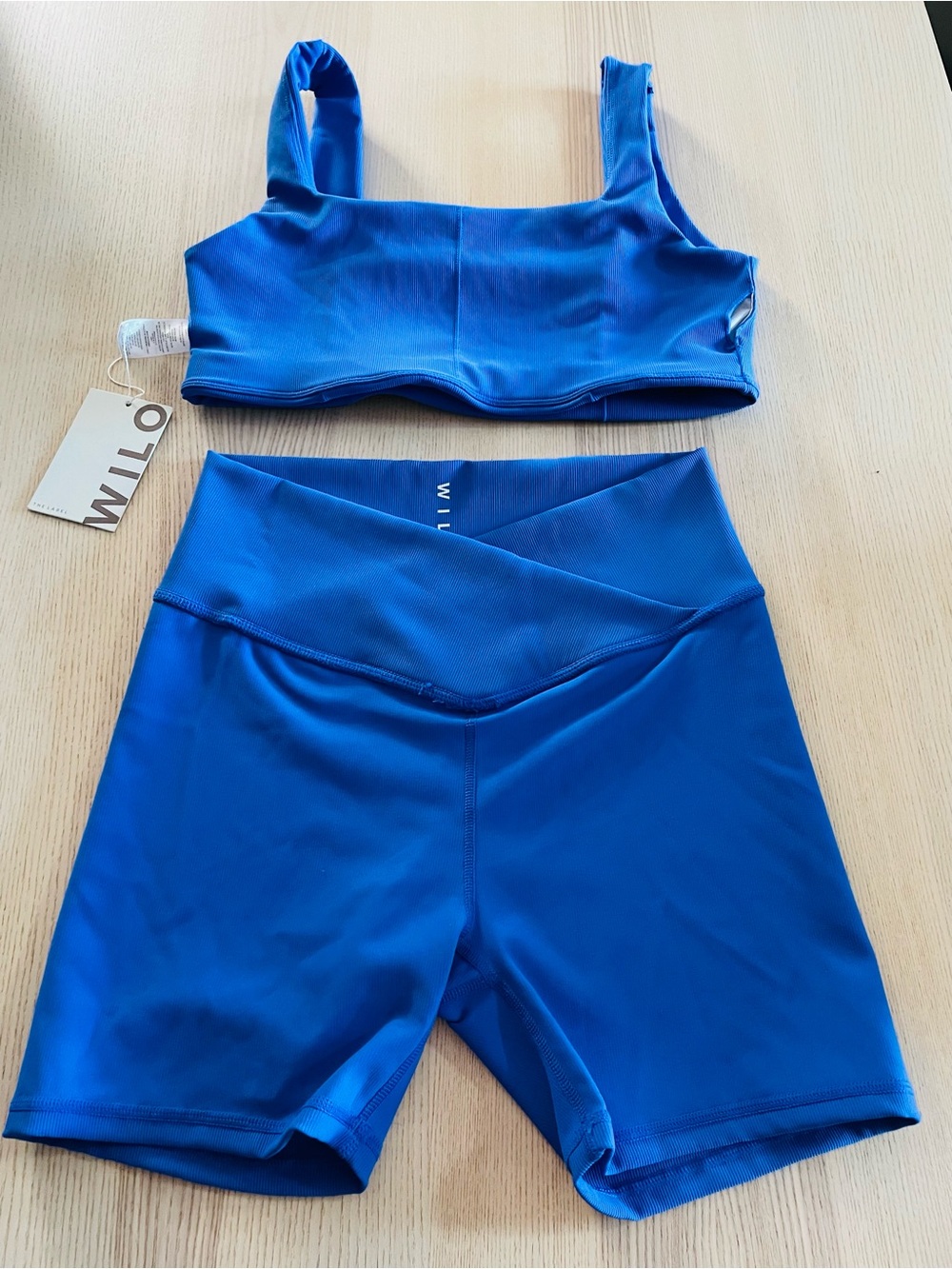 NWT Wilo the Label- sports bra and v-waist shorts set, sz L, cobalt blue ($106) - Picture 6 of 13